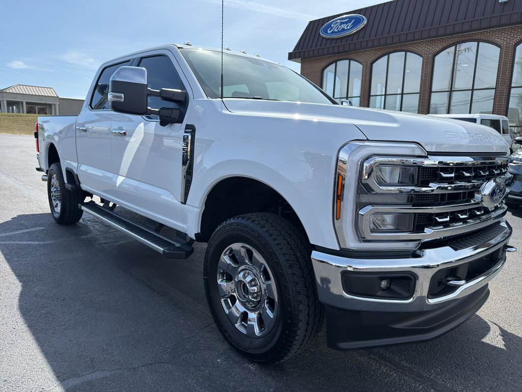 2024 Ford F350 Lariat