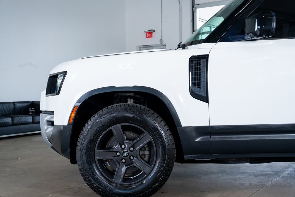 2022 Land Rover Defender 90 S