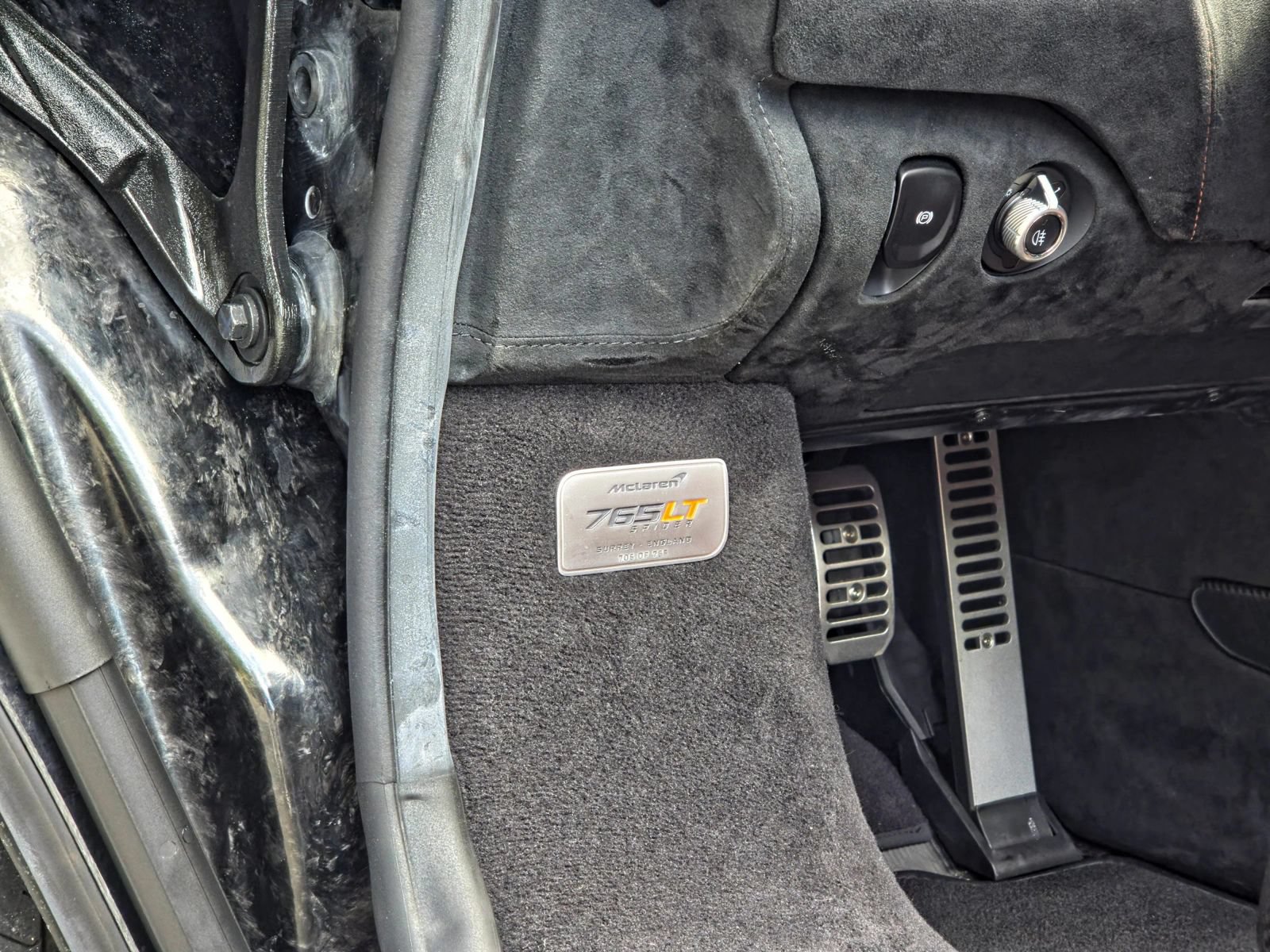 Used 2022 McLaren 765LT photo 48