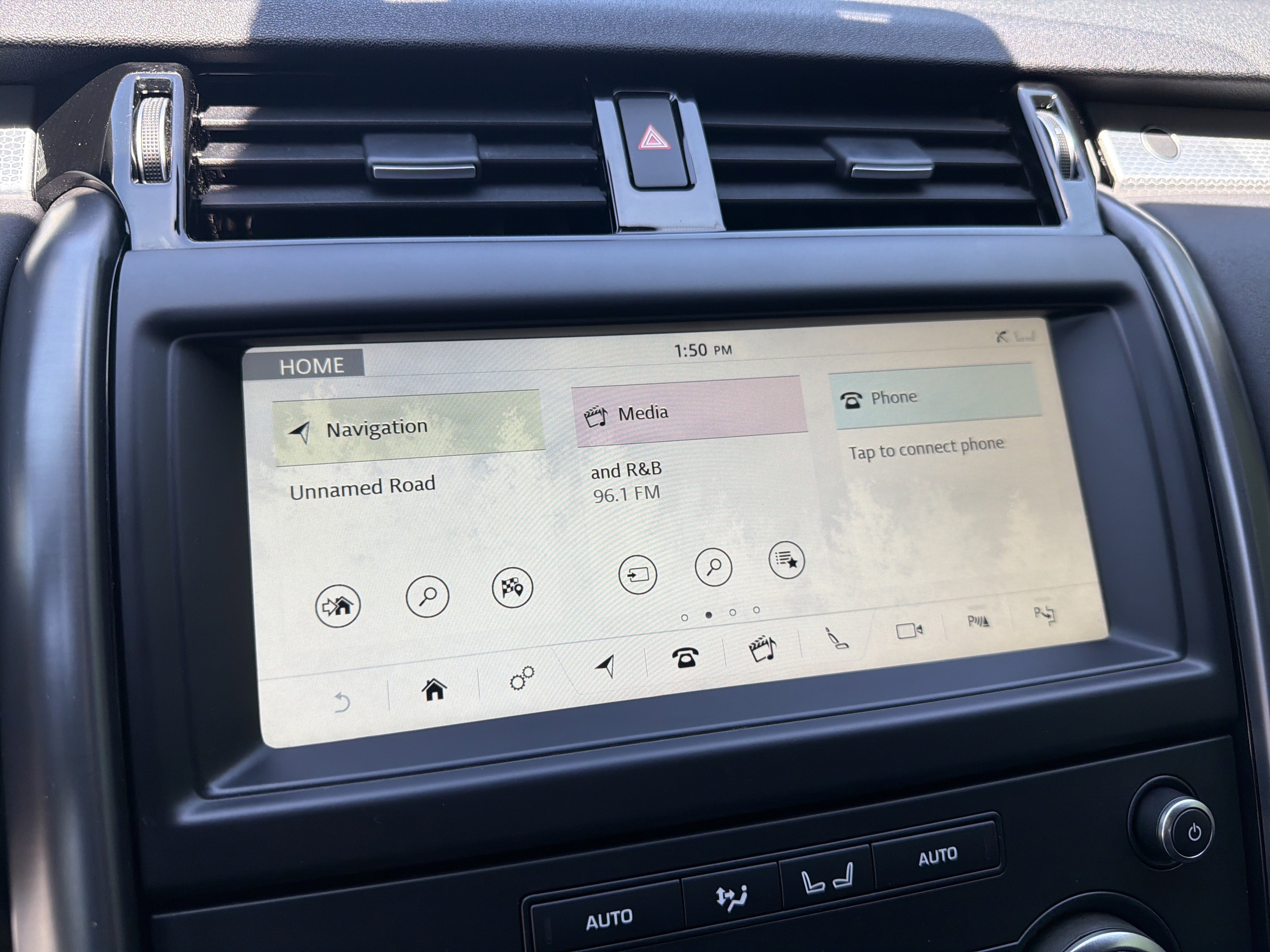 2020 Land Rover Discovery Landmark