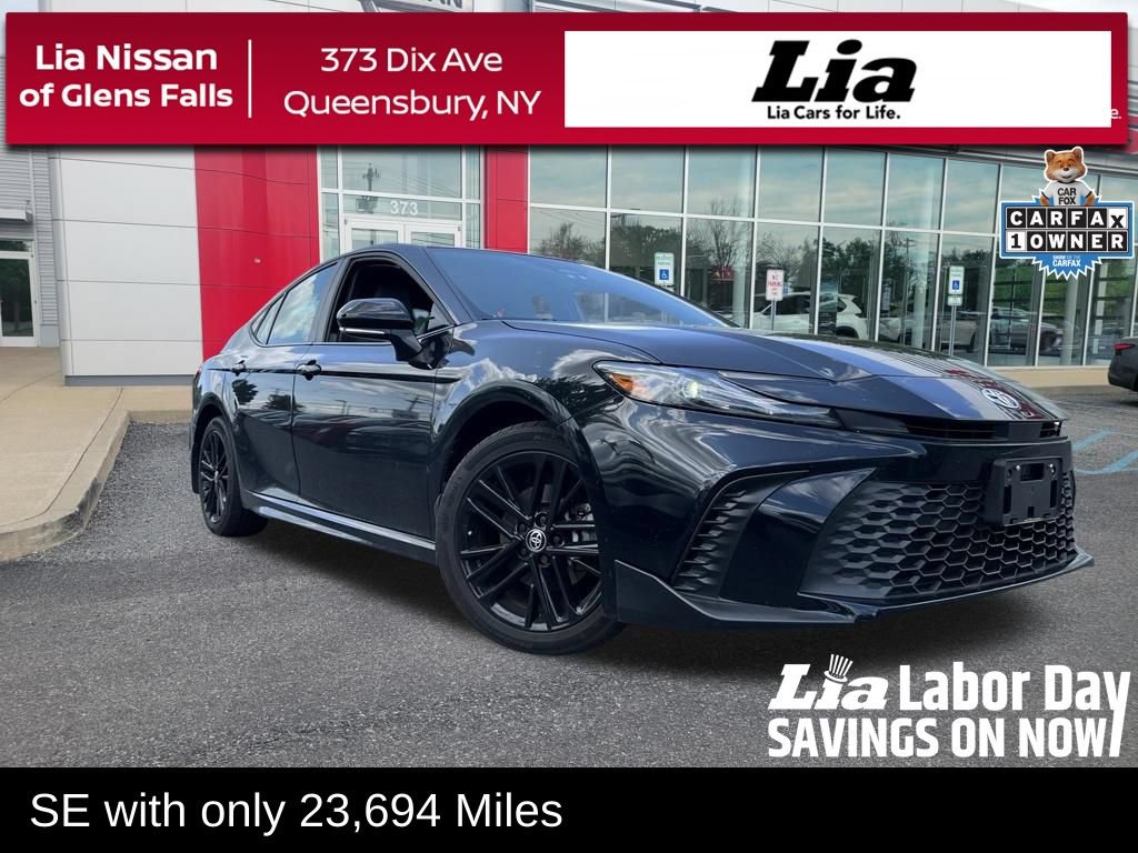 Used 2025 Toyota Camry SE w/ Convenience Package