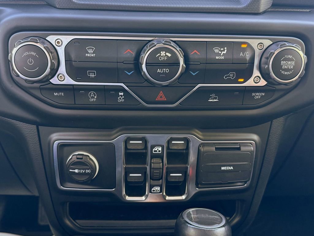 2022 Jeep Gladiator Overland