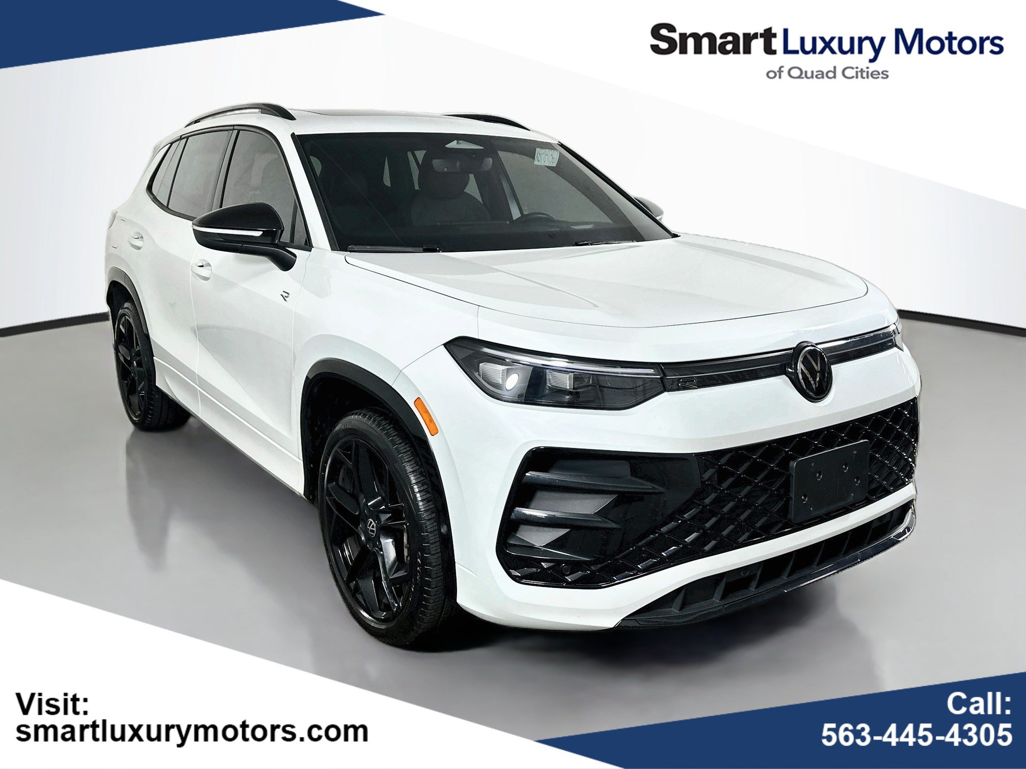 Used 2025 Volkswagen Tiguan SE R-Line