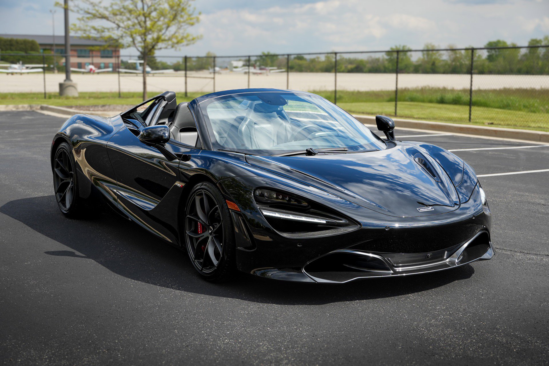 Used 2020 McLaren 720S Luxury photo 7