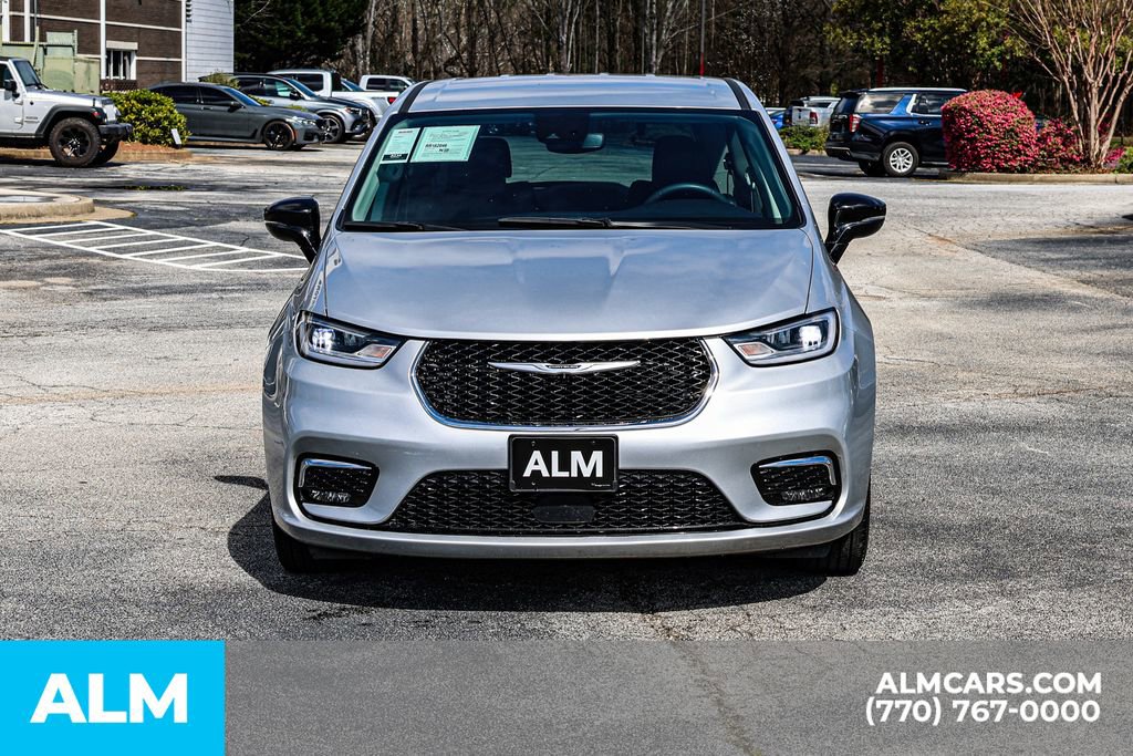 2024 Chrysler Pacifica Touring-L