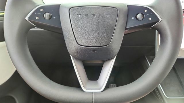 2026 Tesla Model Y Performance