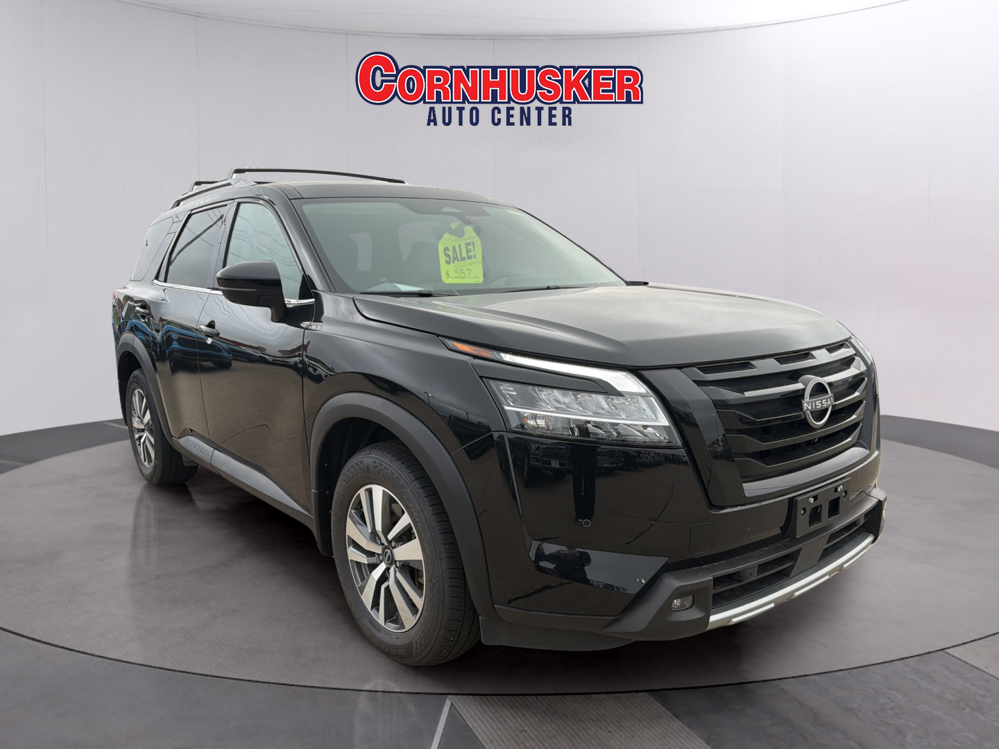 Used 2023 Nissan Pathfinder SL w/ Black Appearance Package