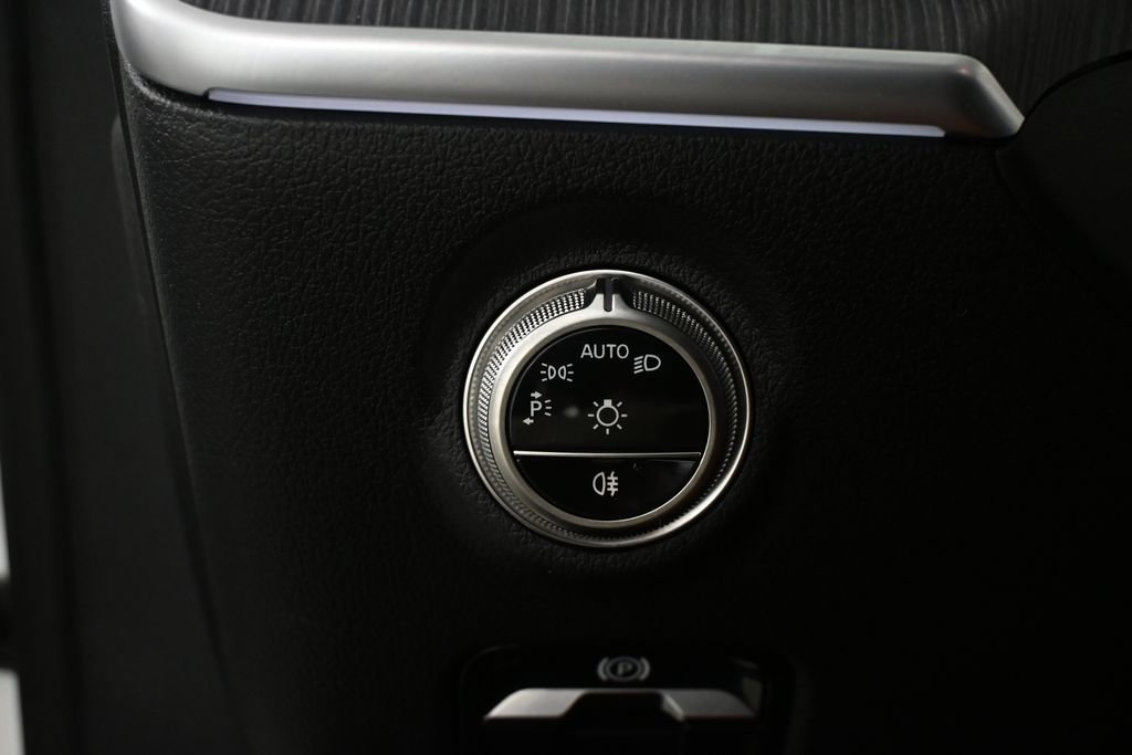 2026 Mercedes-Benz C 300 Sedan