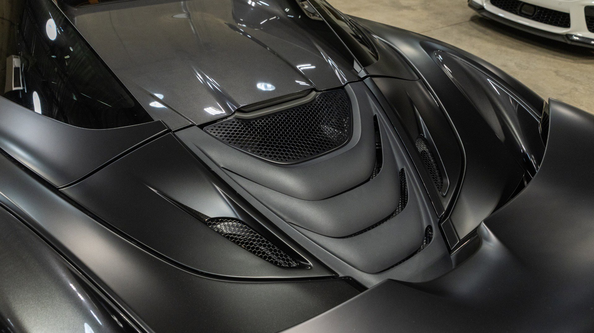 Used 2020 McLaren 720S Spider photo 70