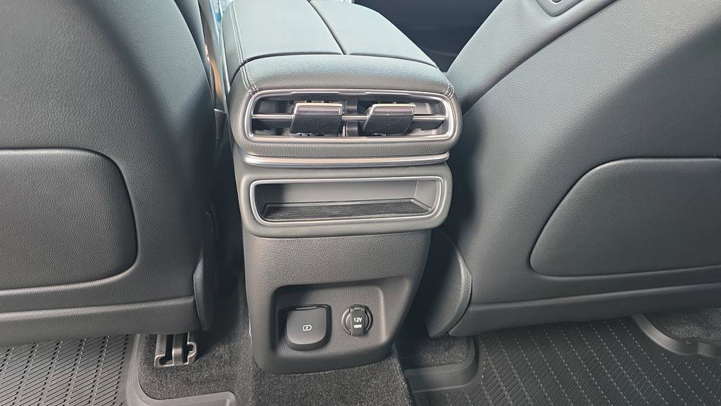 2026 Genesis Gv80 2.5T