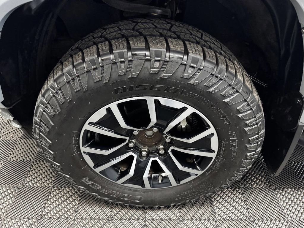 2020 Toyota Tacoma TRD Sport