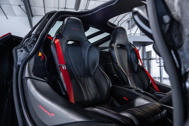 Used 2021 McLaren 765LT photo 44