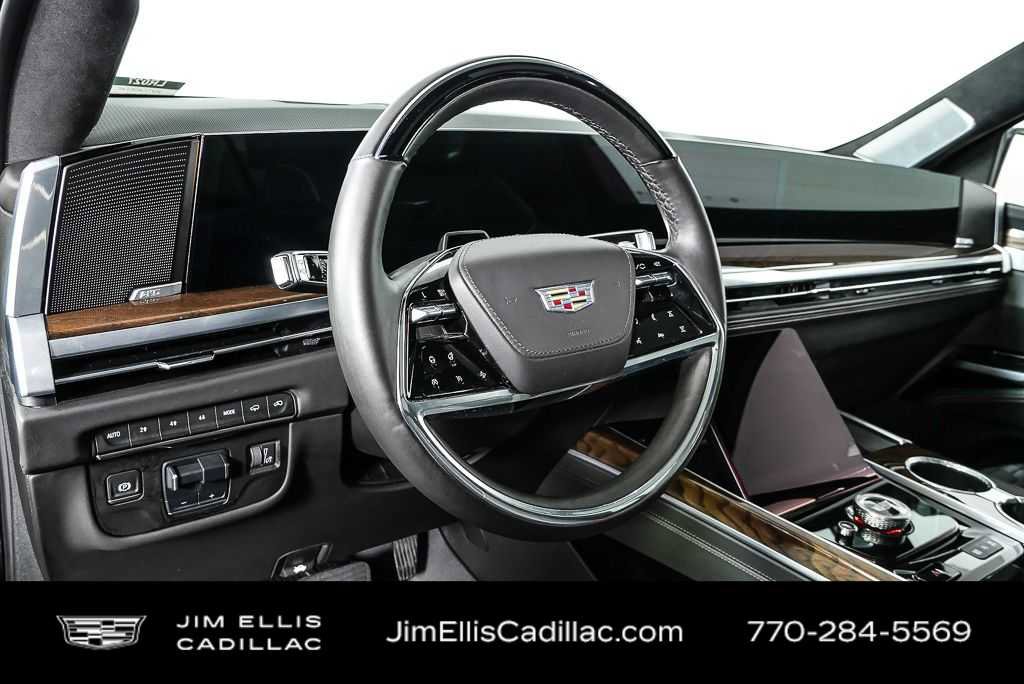 2025 Cadillac Escalade Sport Platinum