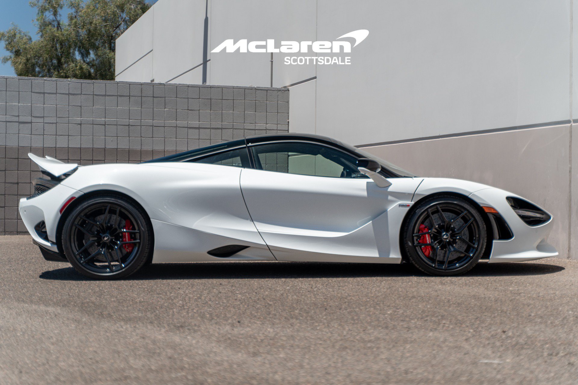 Used 2024 McLaren 750S photo 7