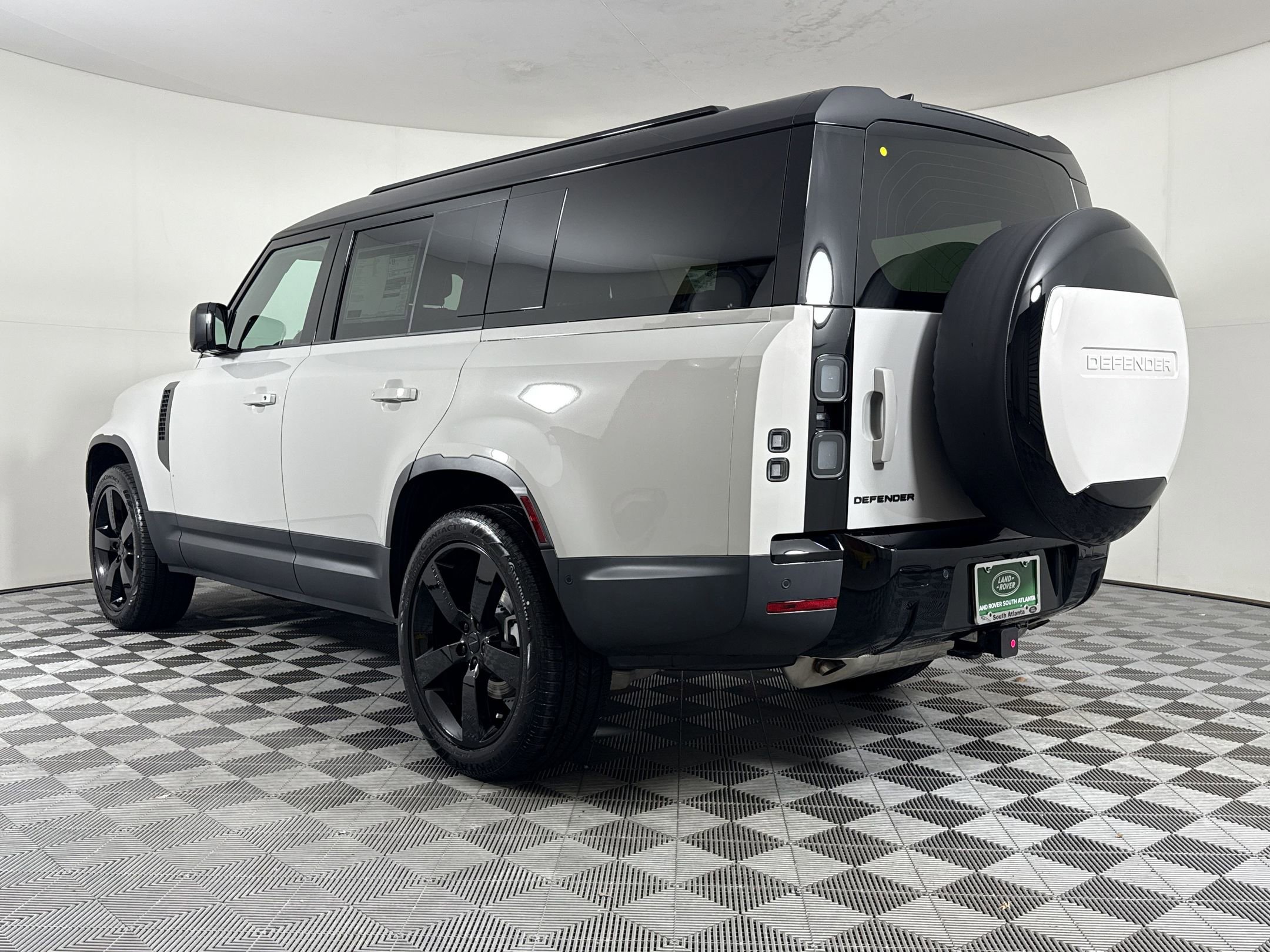 2026 Land Rover Defender 130 S