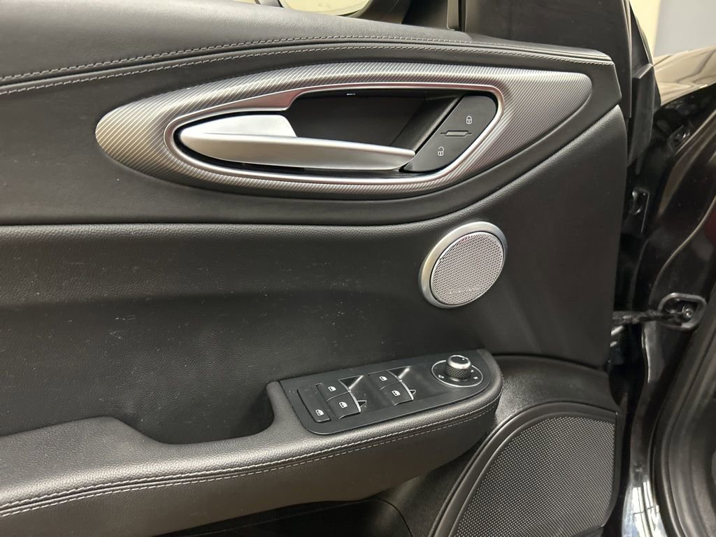 2024 Alfa Romeo Giulia Veloce