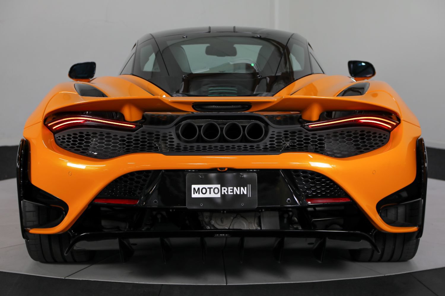 Used 2021 McLaren 765LT photo 9
