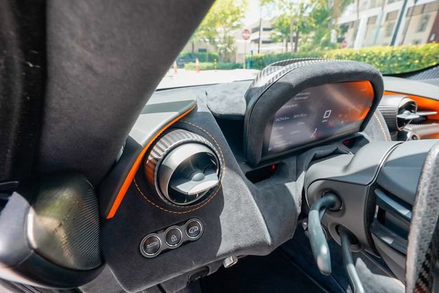 Used 2018 McLaren 720S Performance photo 68