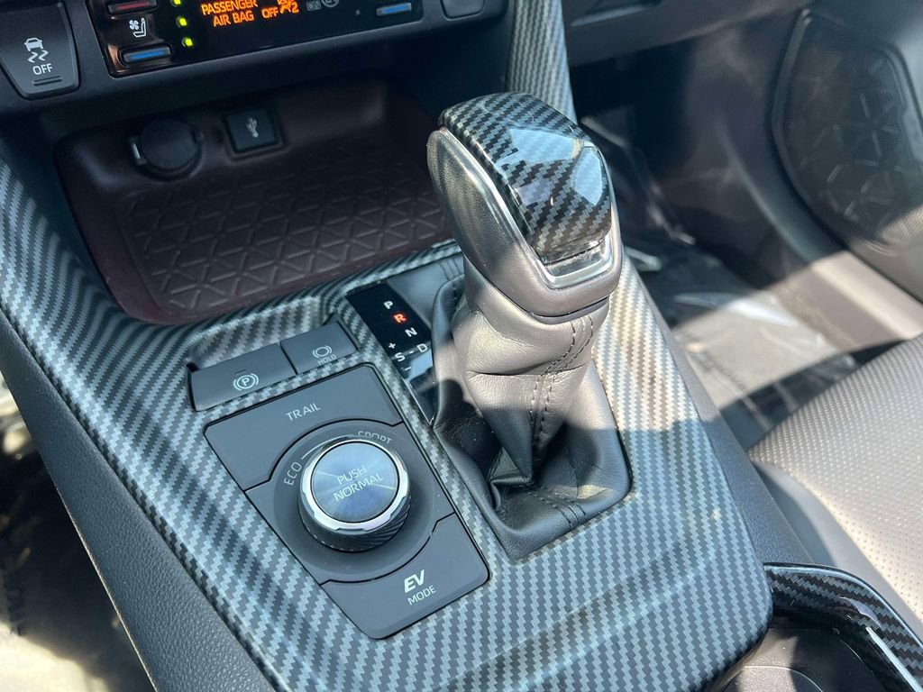 2020 Toyota RAV4 Limited