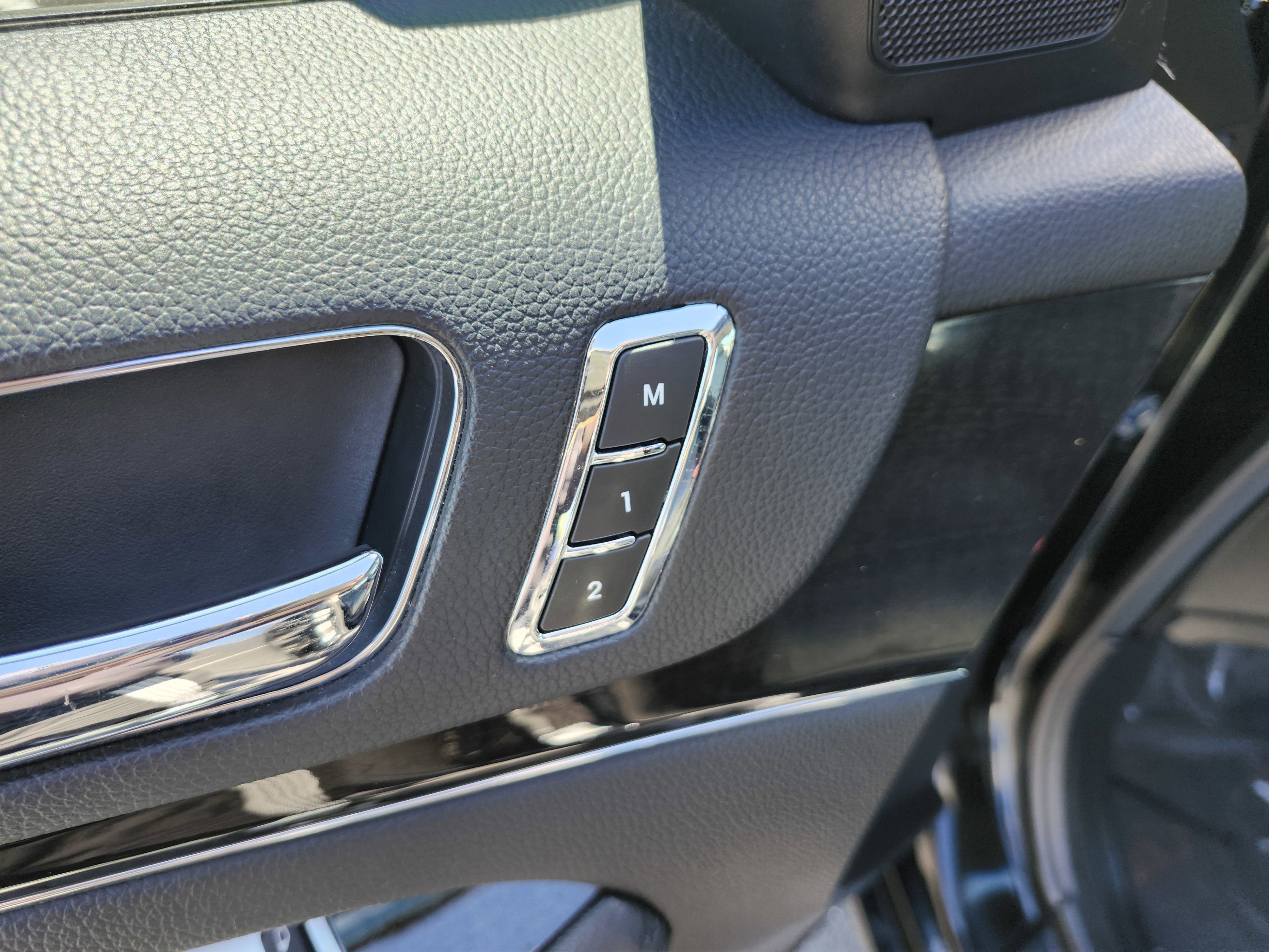 2015 Kia Cadenza Limited