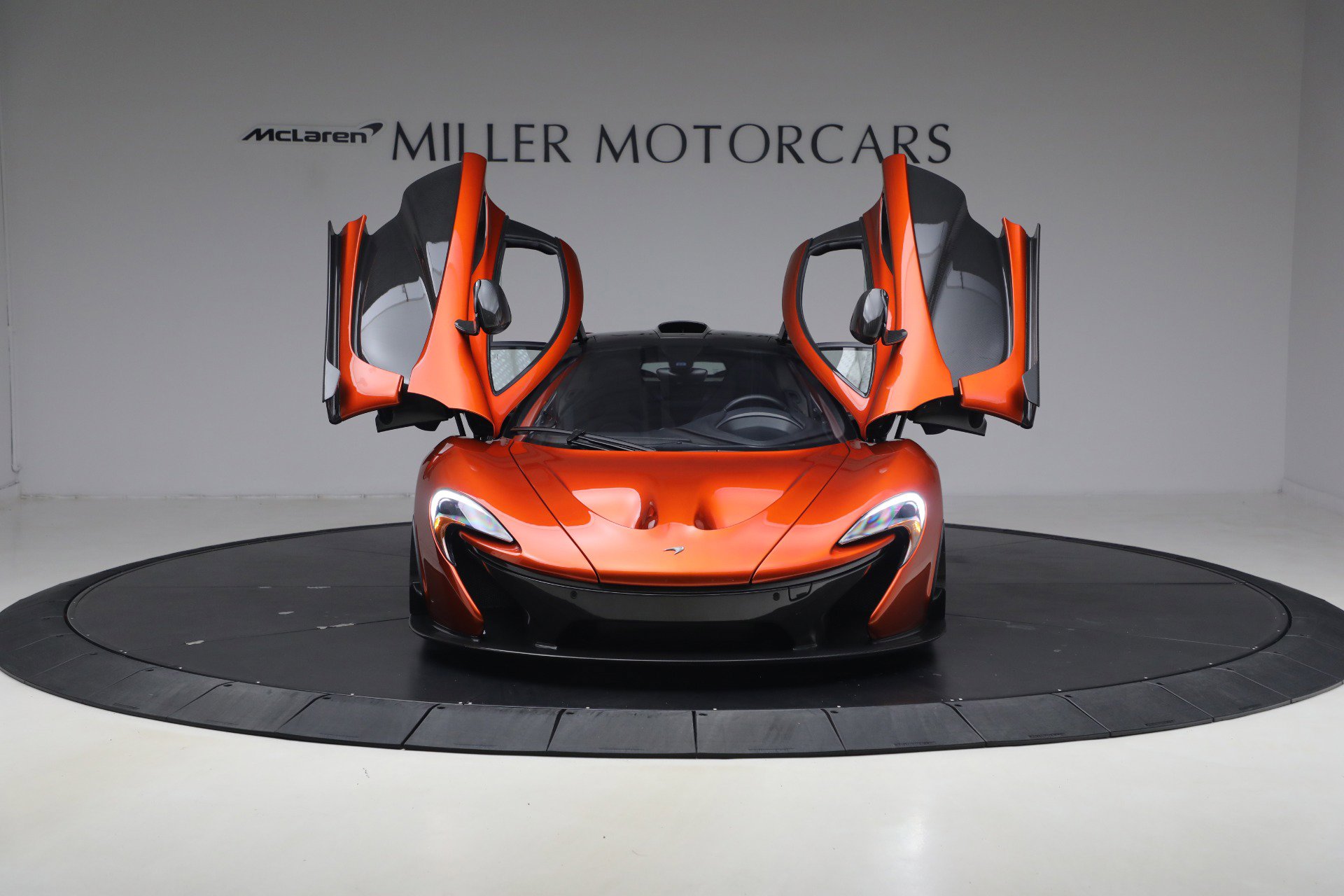 Used 2015 McLaren P1 photo 13