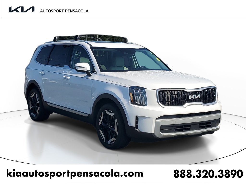 Used 2024 Kia Telluride EX w/ EX Captain's Chair Package