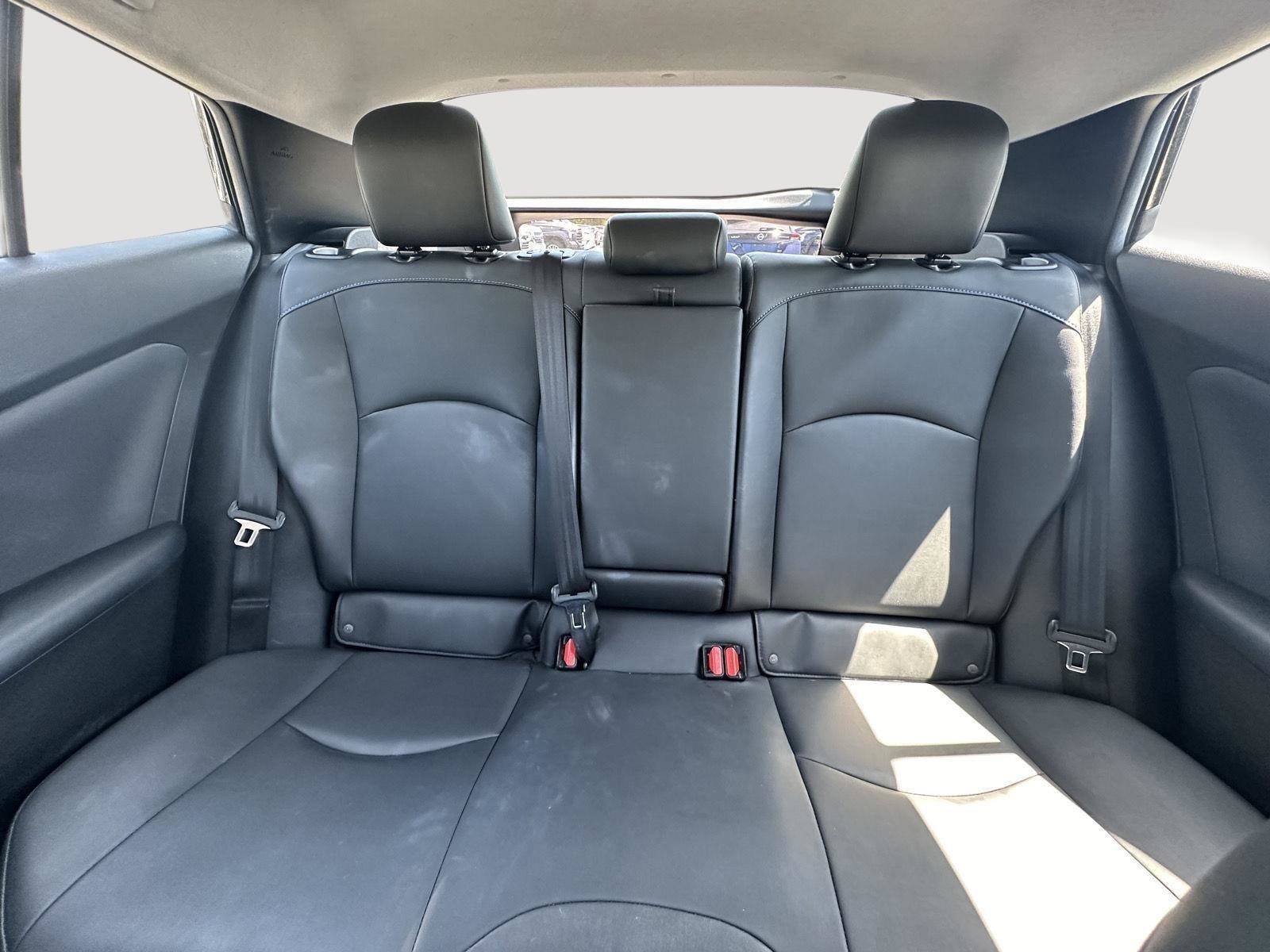 2017 Toyota Prius Three Touring