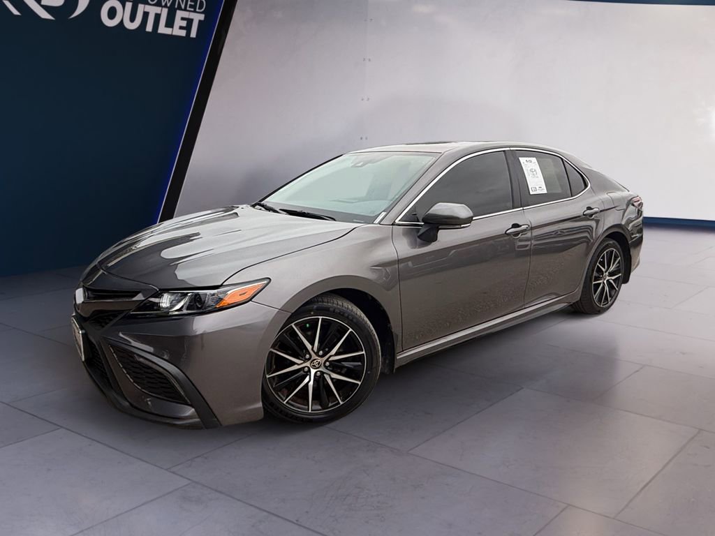 Used 2024 Toyota Camry SE