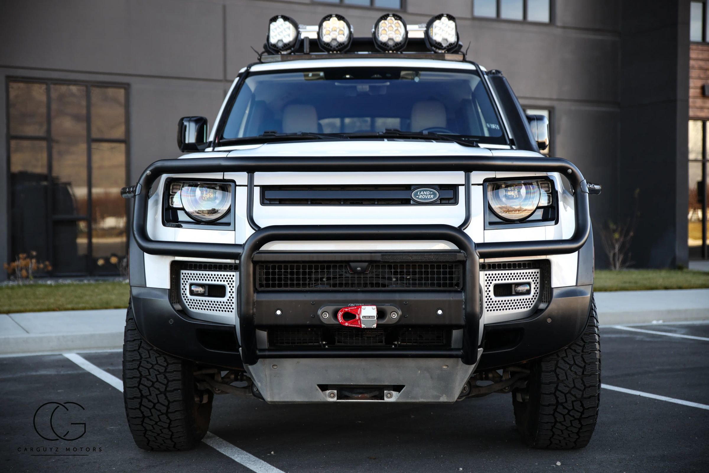 2021 Land Rover Defender 110 SE