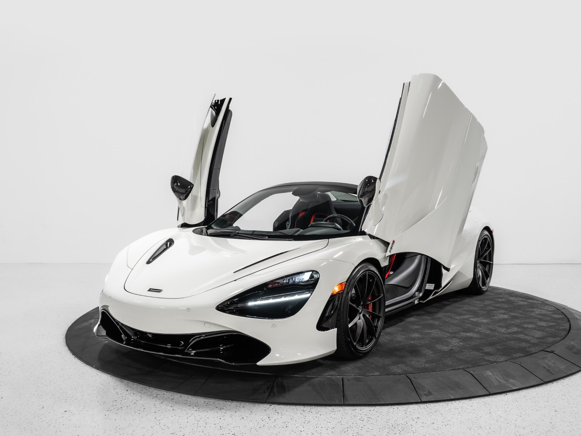 Used 2021 McLaren 720S Performance 2