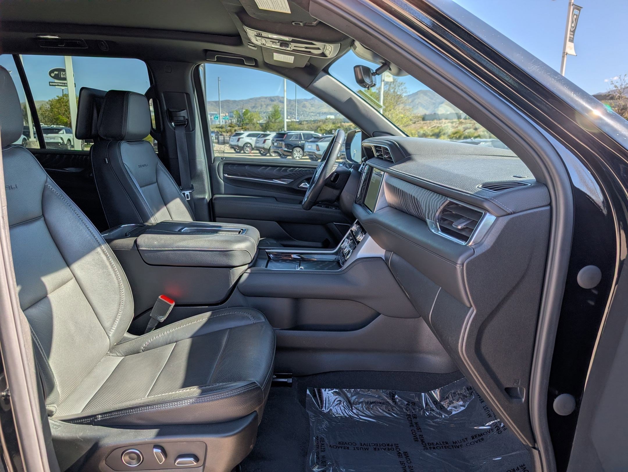 2023 GMC Yukon Denali