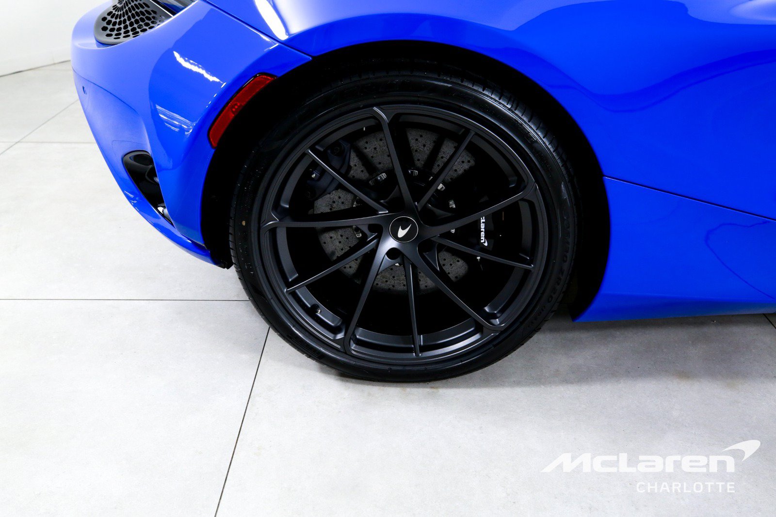 New 2027 McLaren 750S photo 24