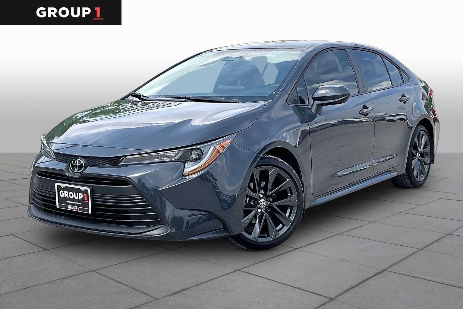 Used 2025 Toyota Corolla LE