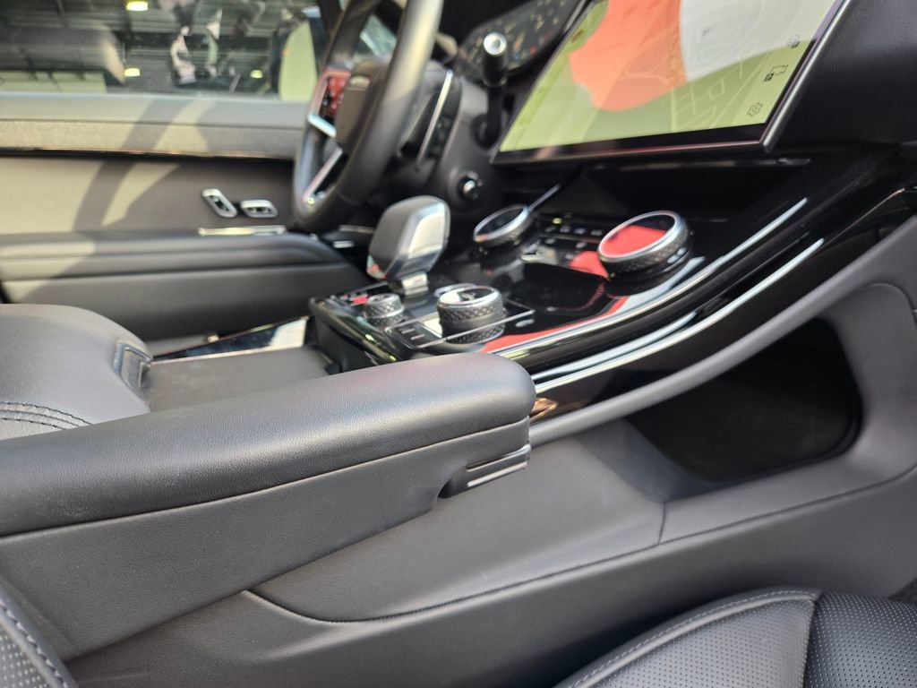 2023 Land Rover Range Rover Sport SE