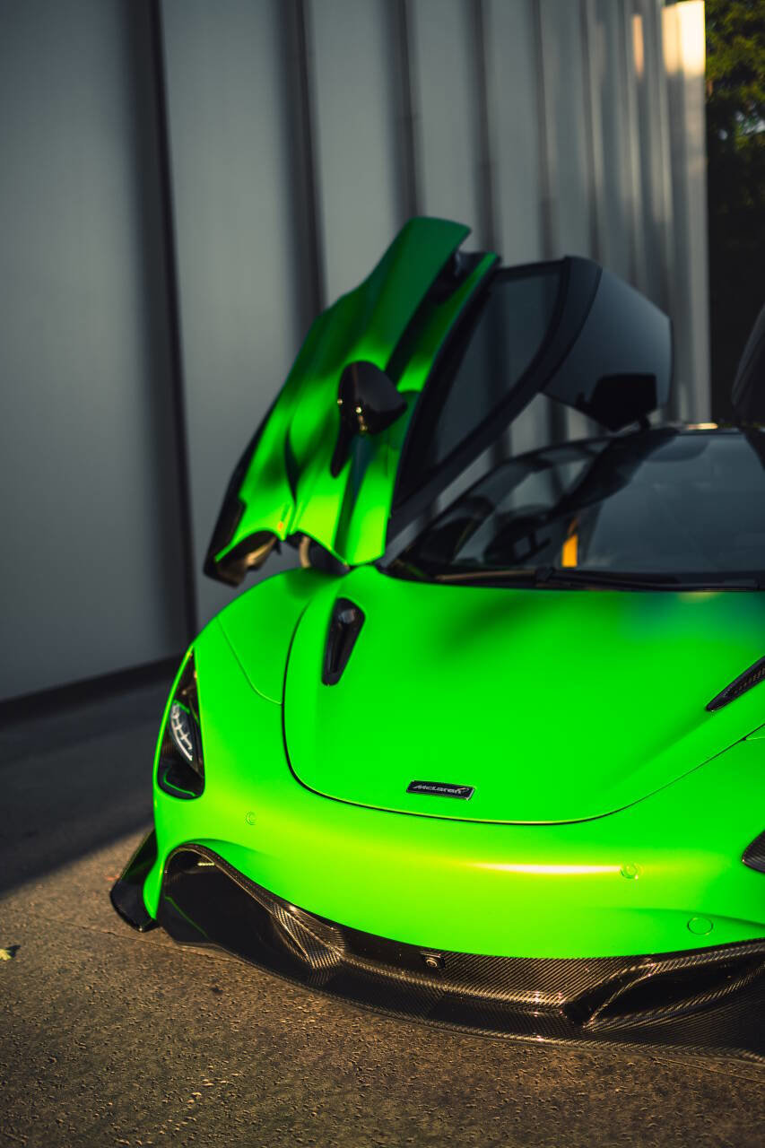 Used 2018 McLaren 720S Performance photo 38