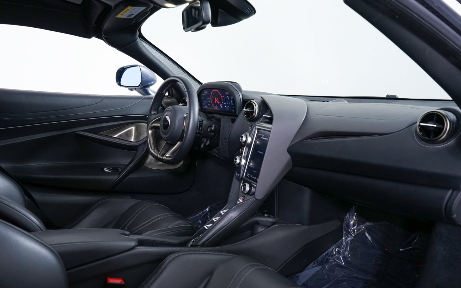 Used 2018 McLaren 720S Luxury photo 30