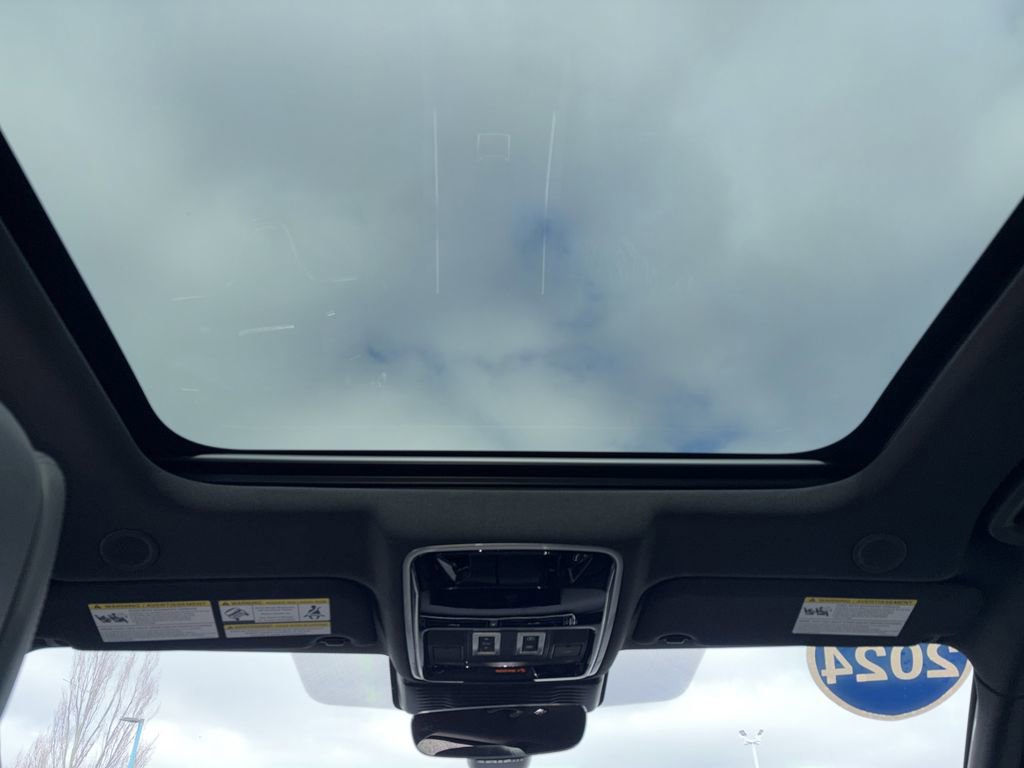 2024 Land Rover Range Rover Velar Dynamic HSE