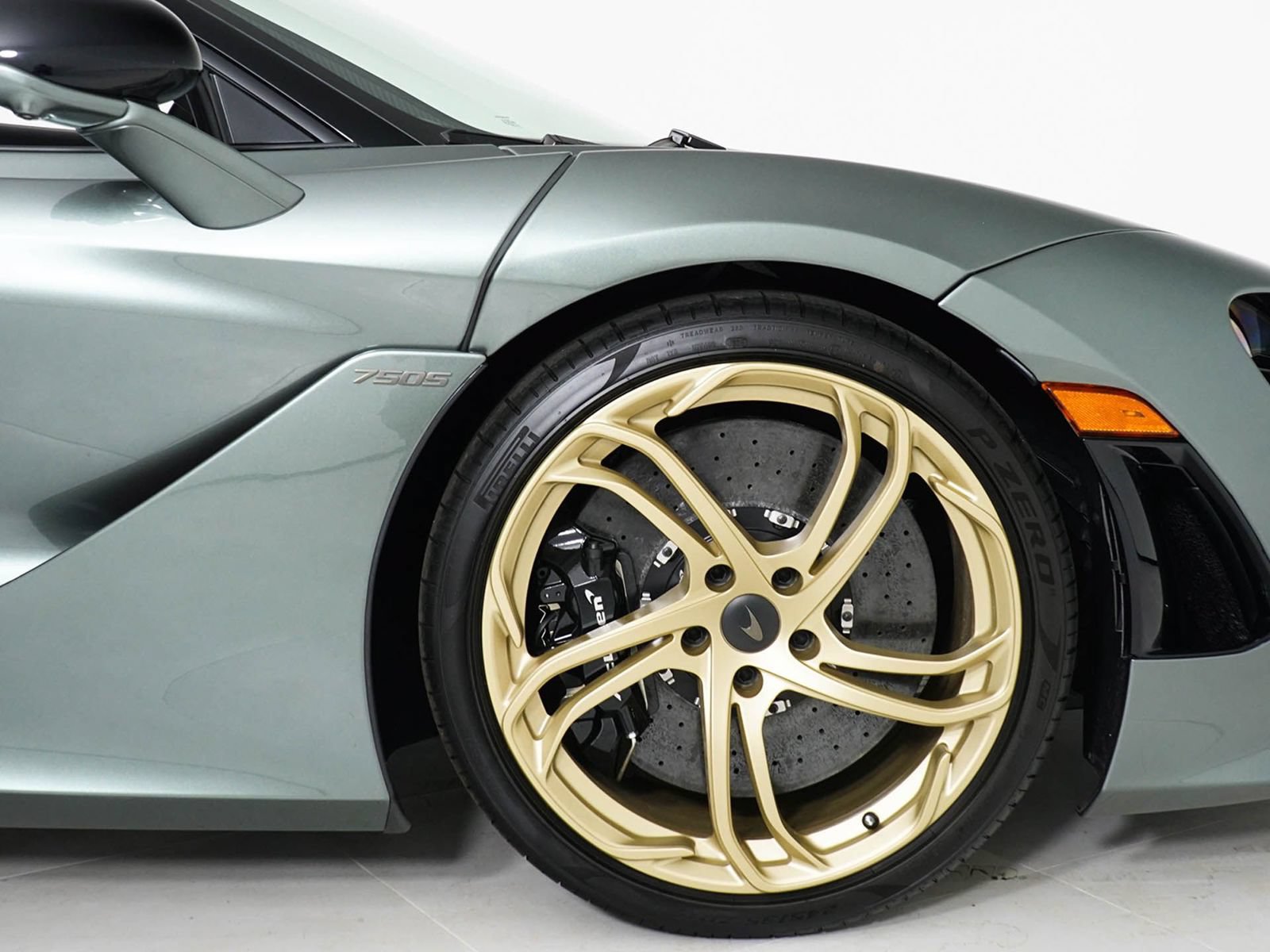 New 2026 McLaren 750S photo 16