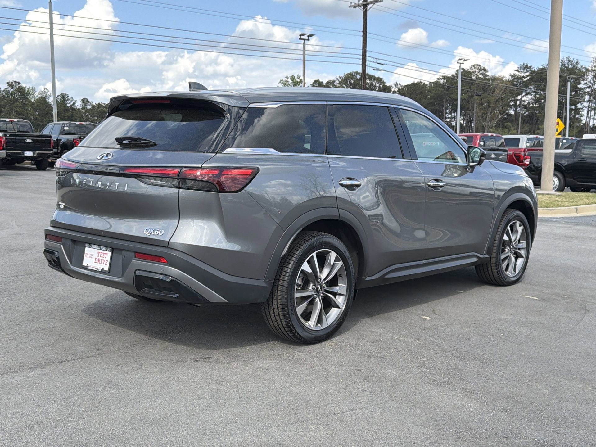 2023 INFINITI Qx60 Luxe