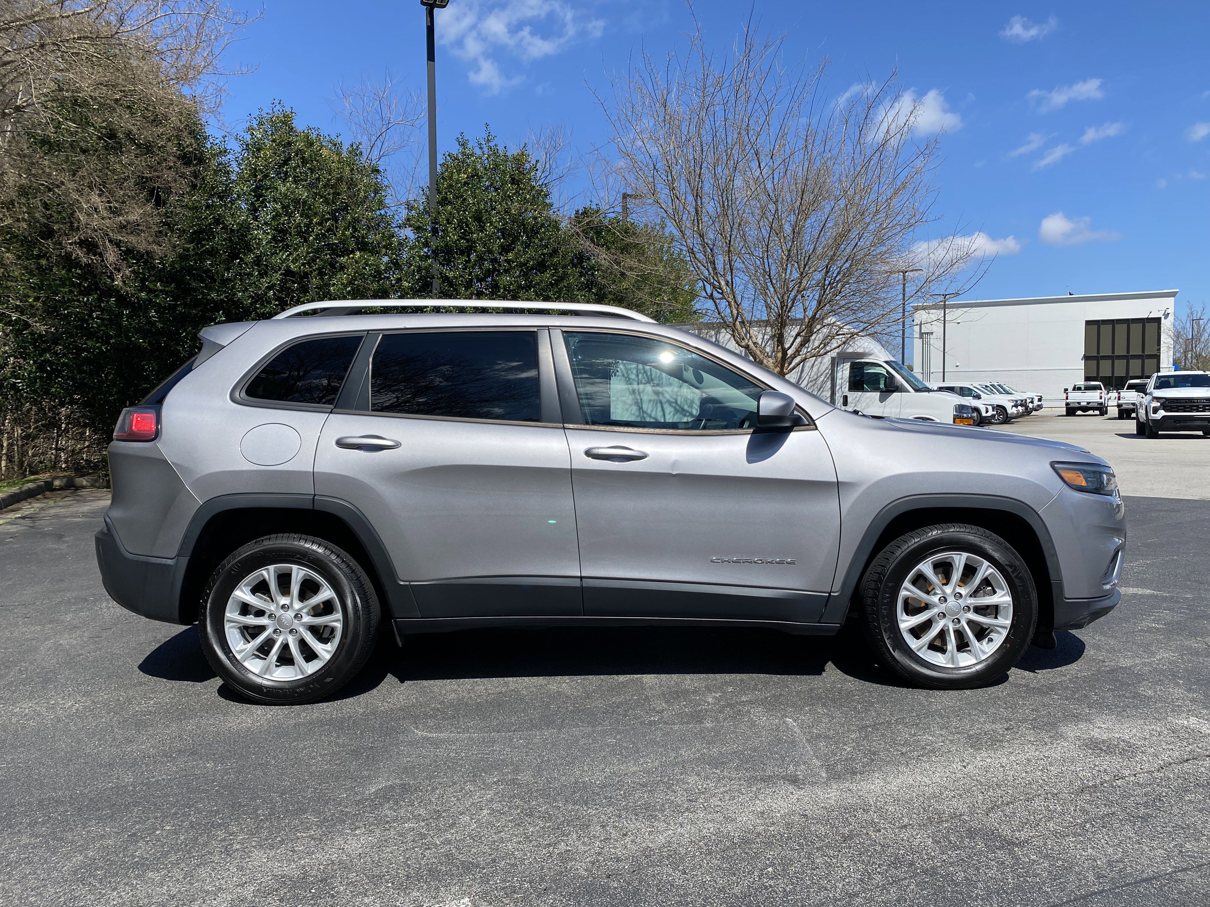 2020 Jeep Cherokee Latitude