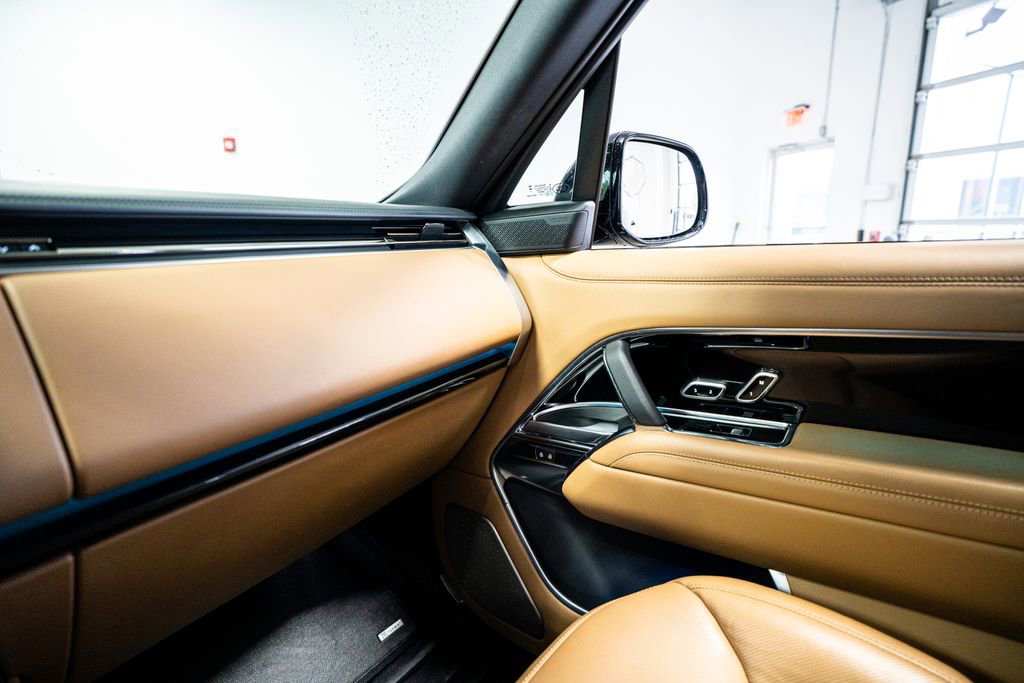 2024 Land Rover Range Rover Long Wheelbase Autobiography