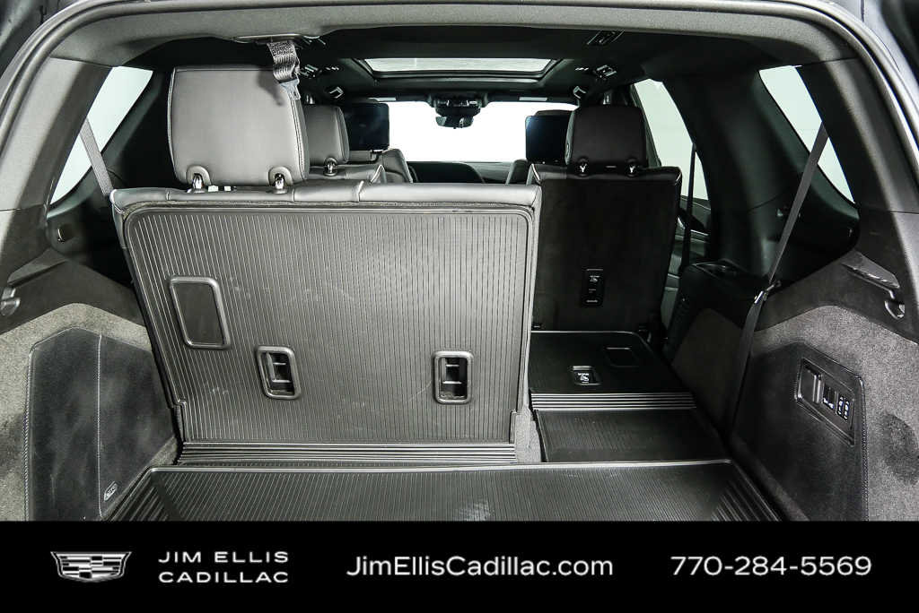 2024 Cadillac Escalade Sport