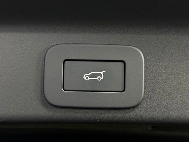 2026 Jaguar F-Pace R-Dynamic S