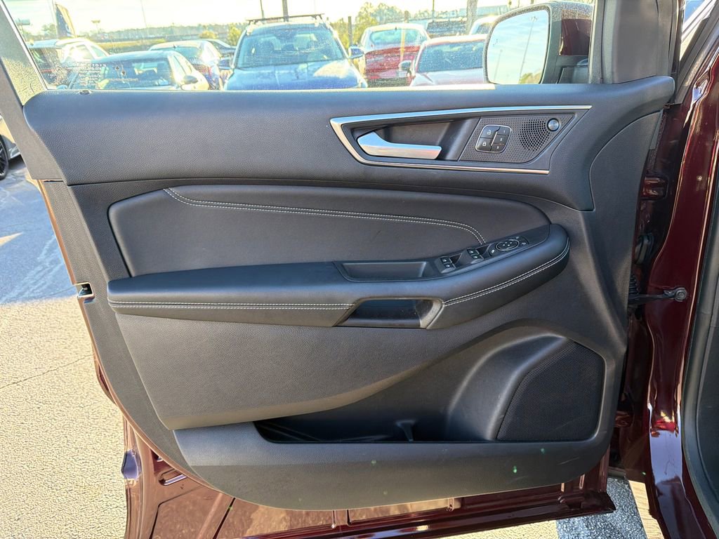 2021 Ford Edge Titanium