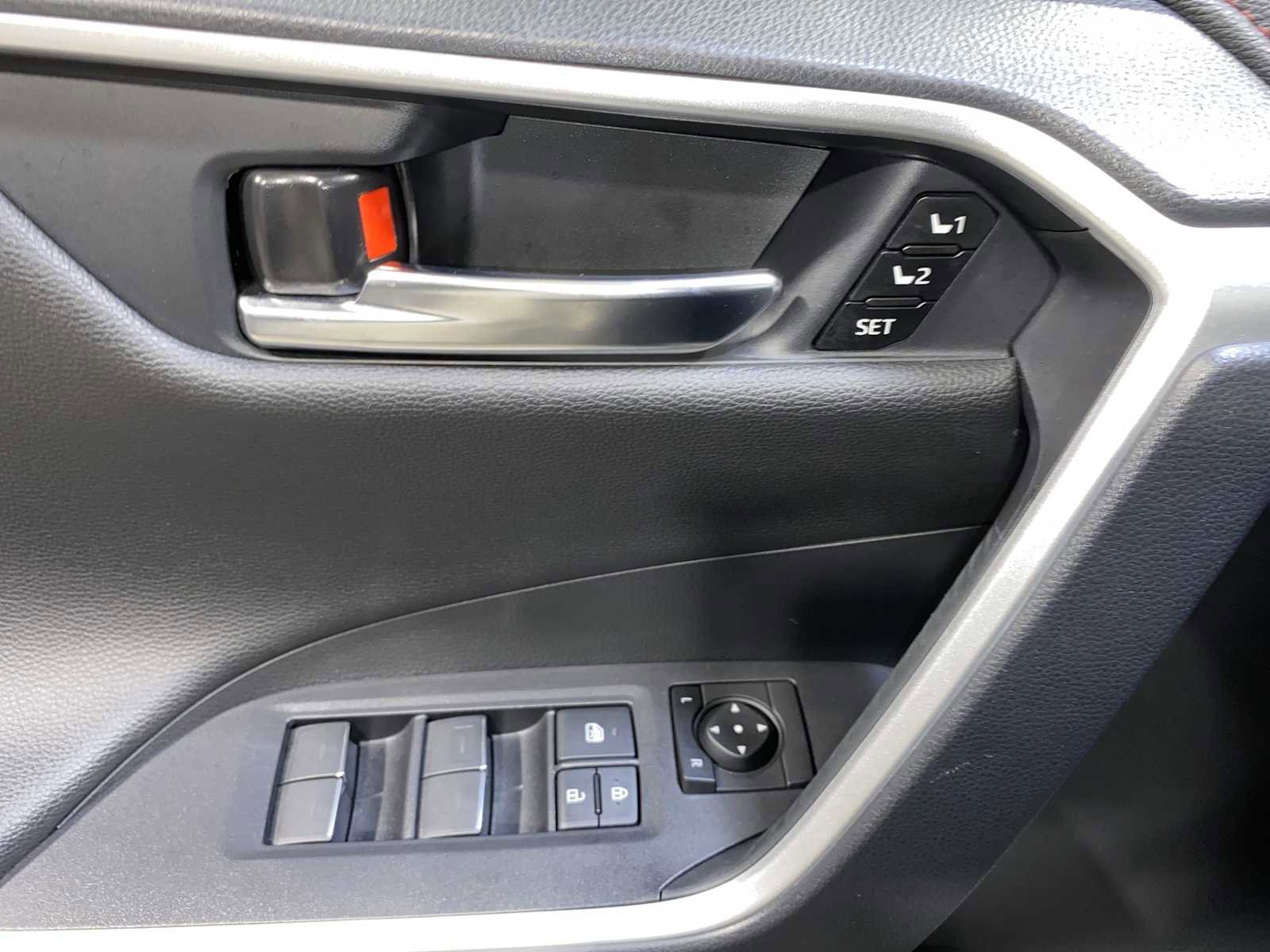 2022 Toyota RAV4 XSE