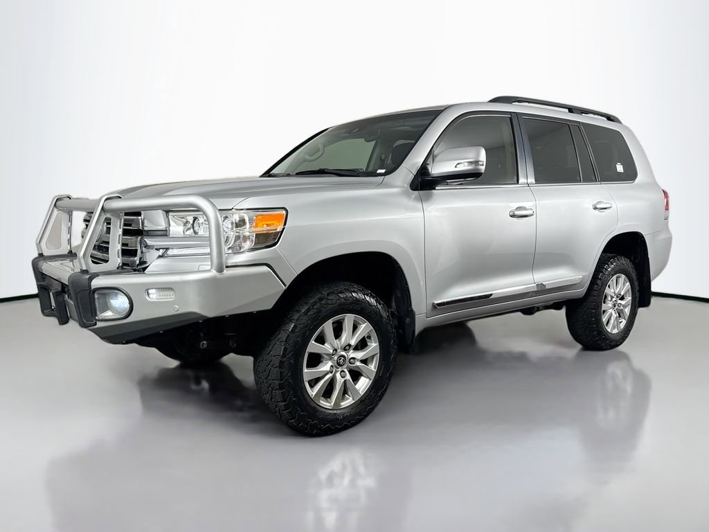 2016 Toyota Land Cruiser