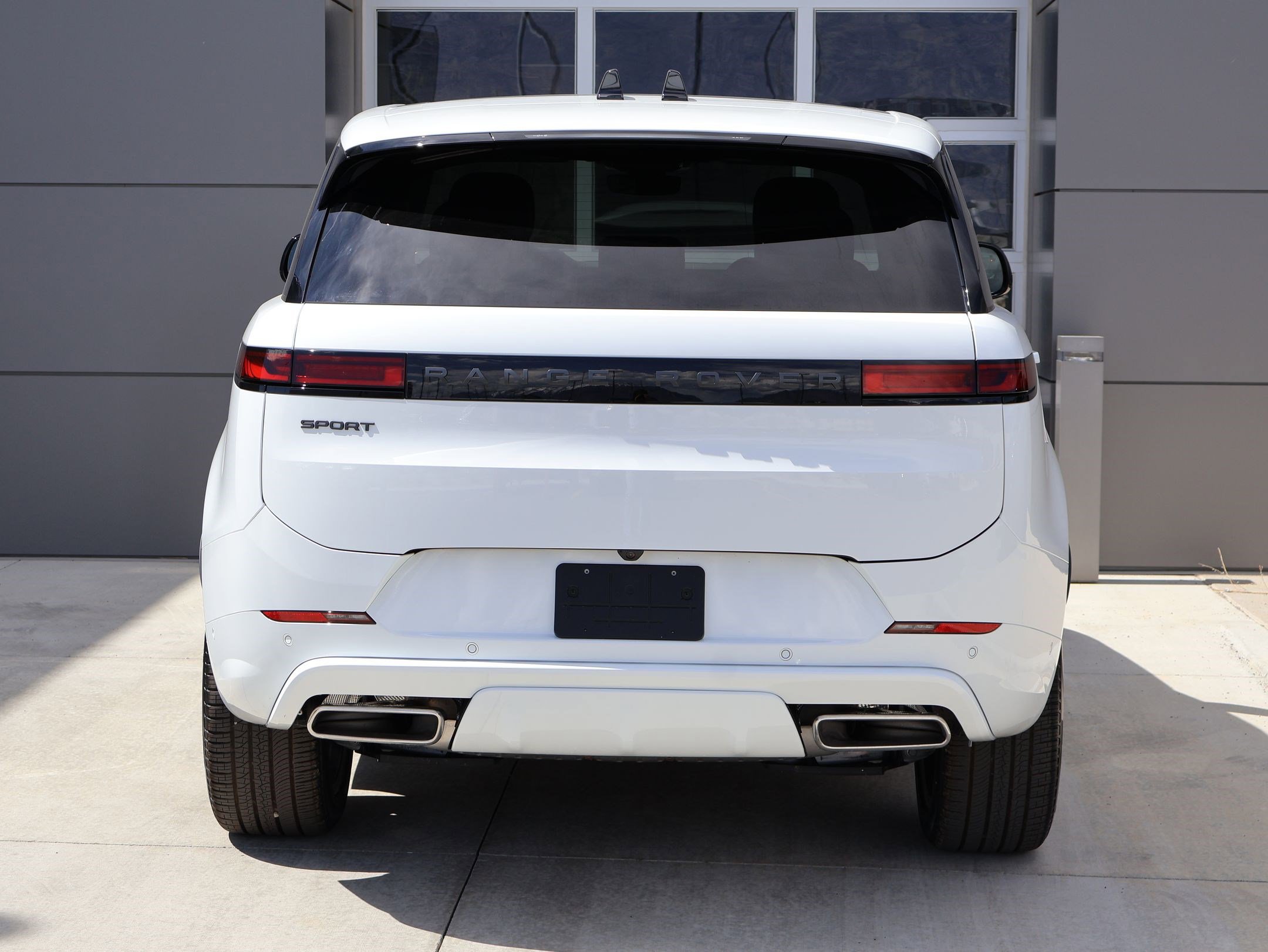 2026 Land Rover Range Rover Sport Dynamic SE