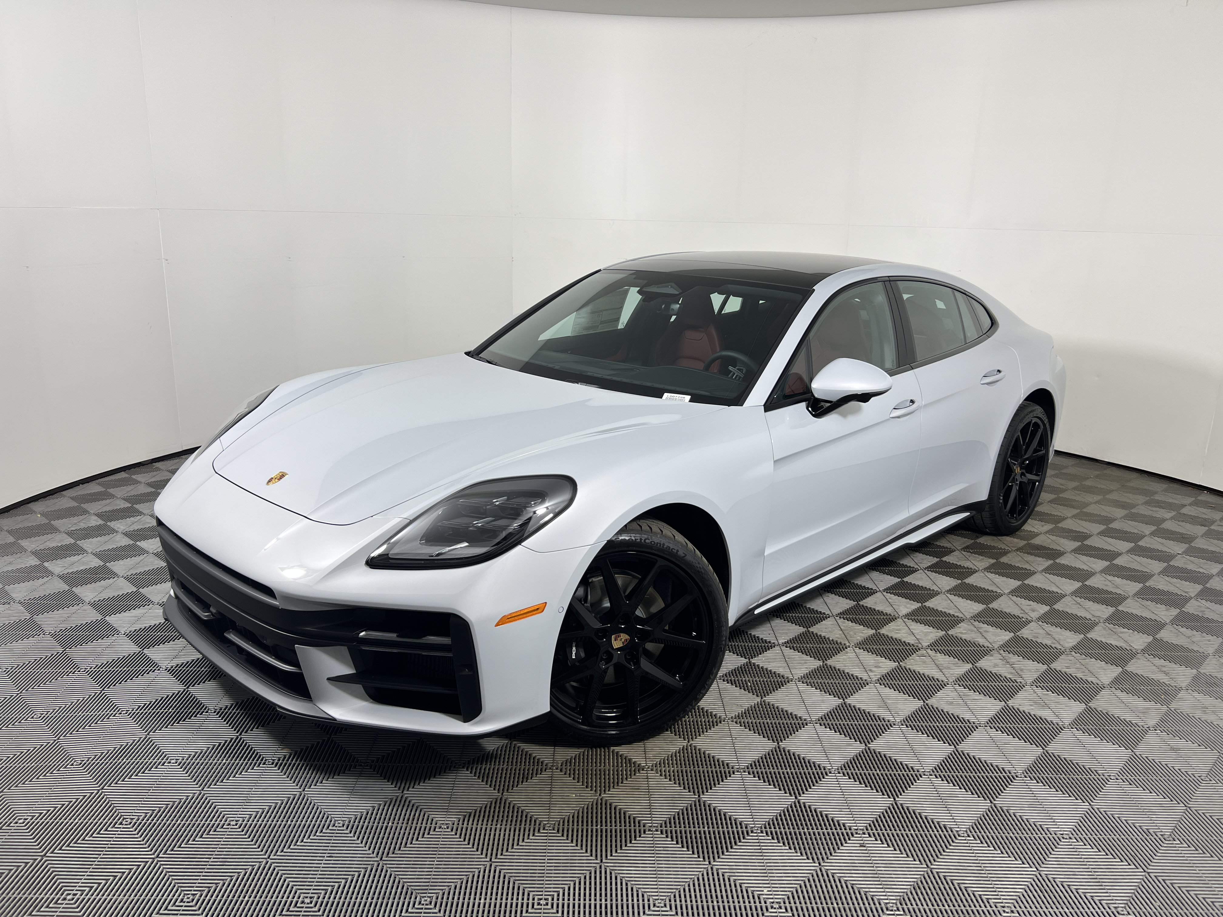 New 2026 Porsche Panamera 4
