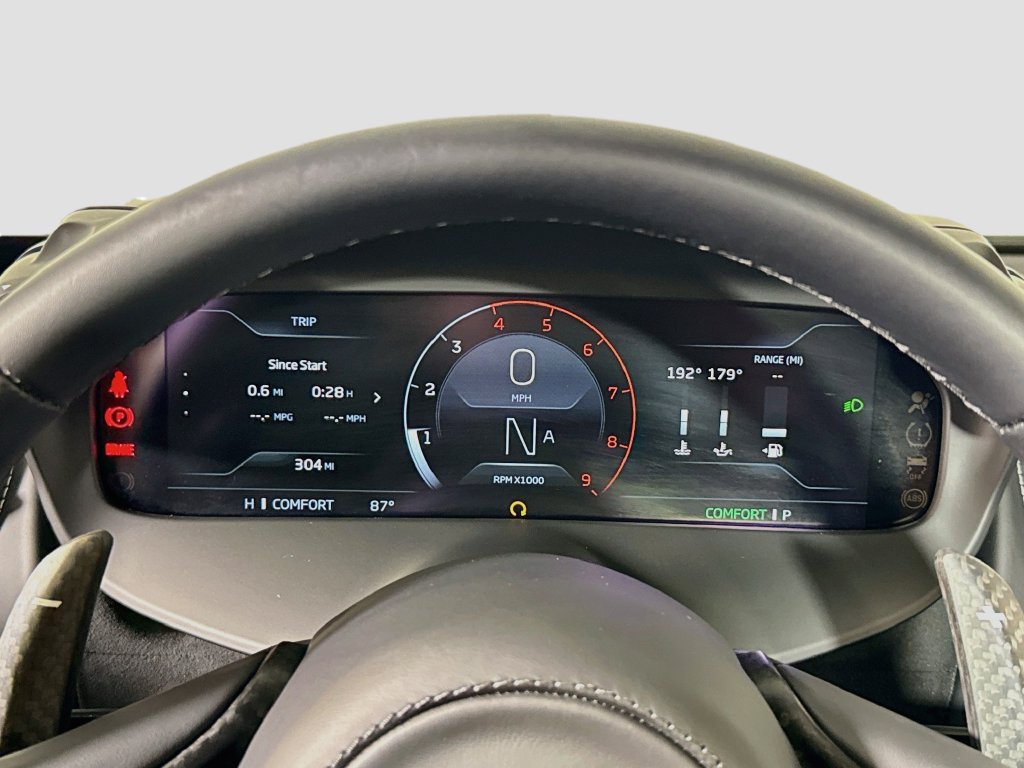 Used 2027 McLaren 750S Spider photo 11