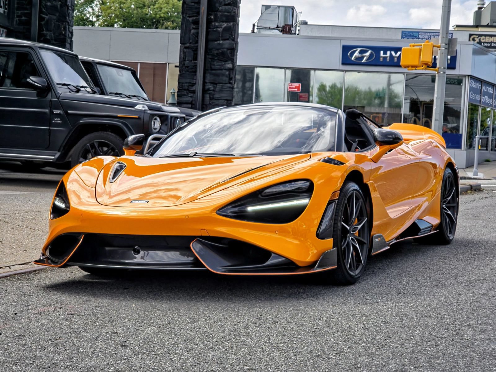 Used 2022 McLaren 765LT 3